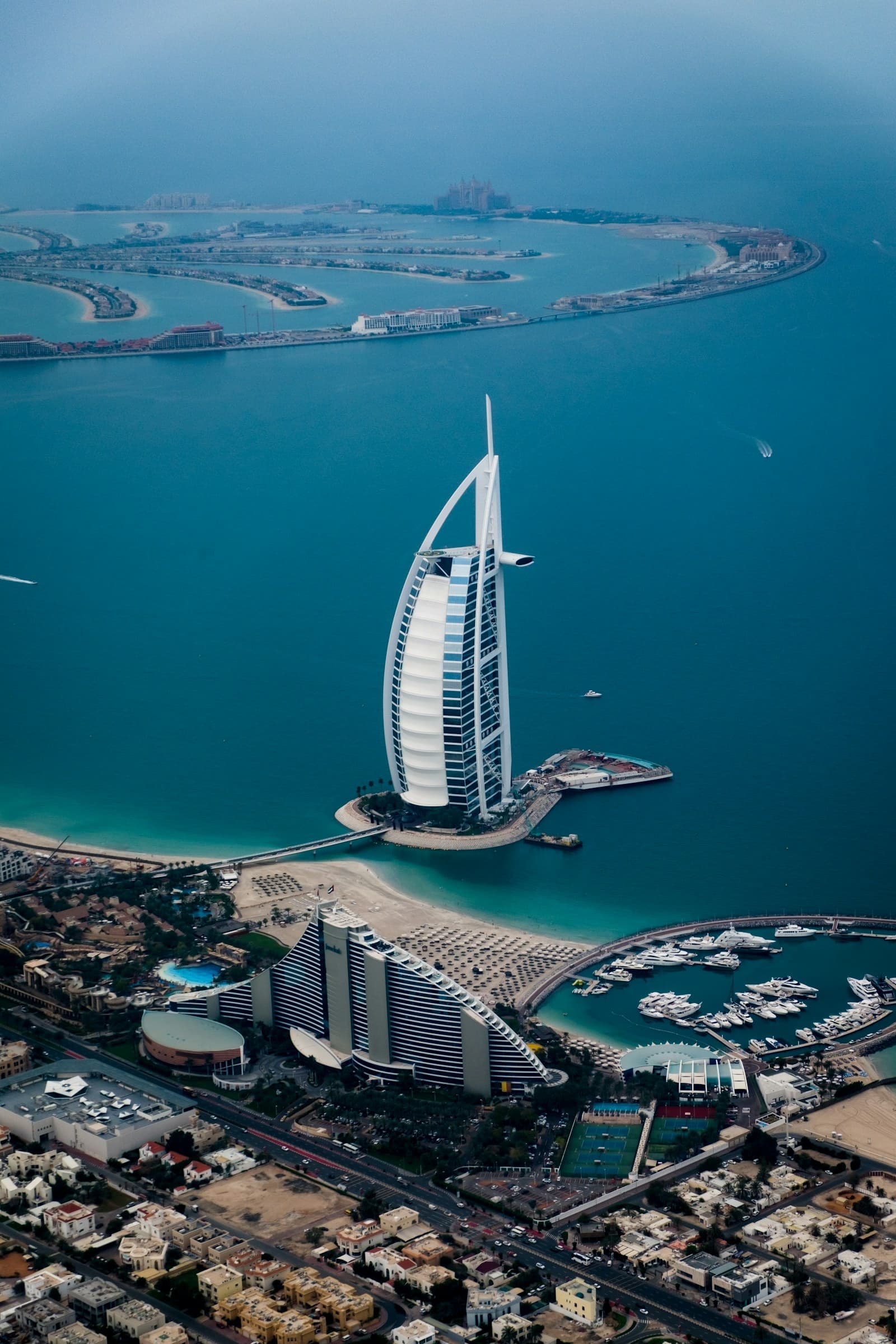 UAE: Burj Al-Arab, Dubai